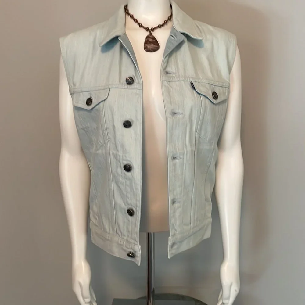 Levi's Made & Crafted $195 Levi Strauss & Co. Denim Trucker Sleeveless Vest